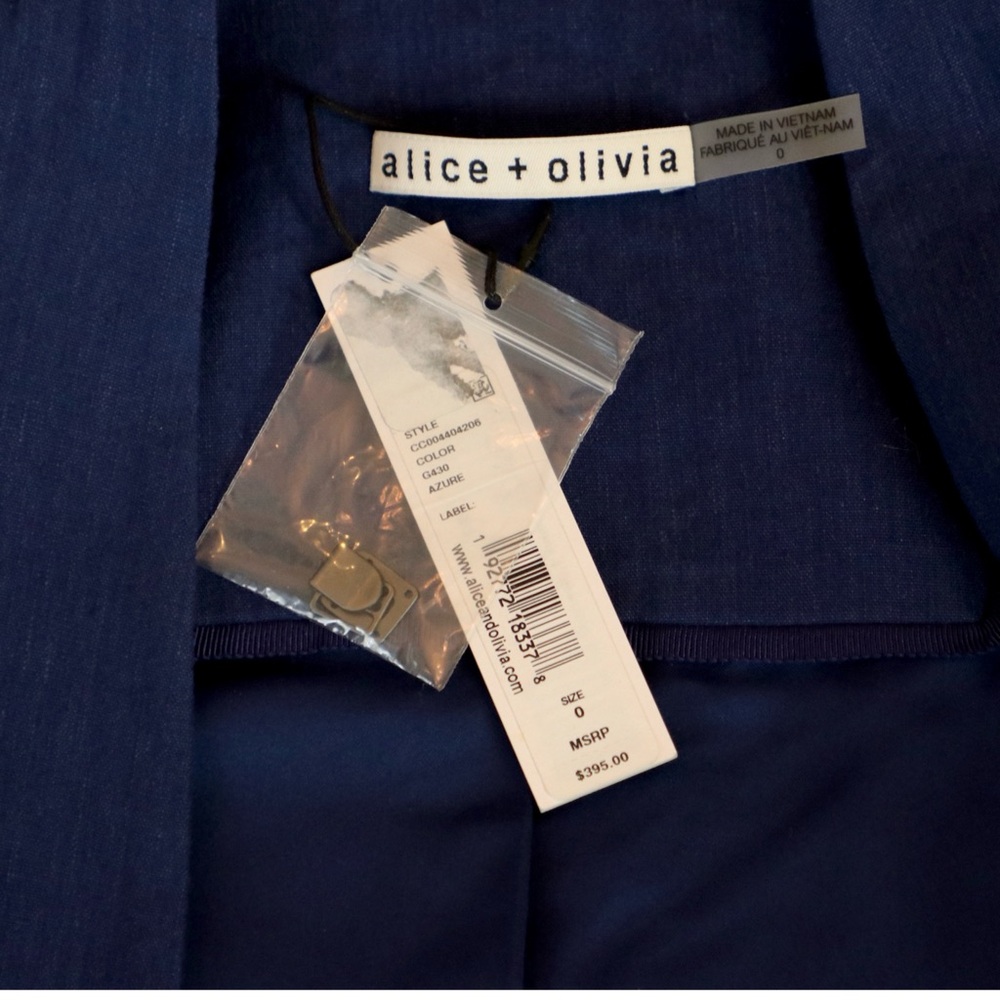 ALICE + OLIVIA Jerri Long Collarless Blazer - Picture 8 of 11